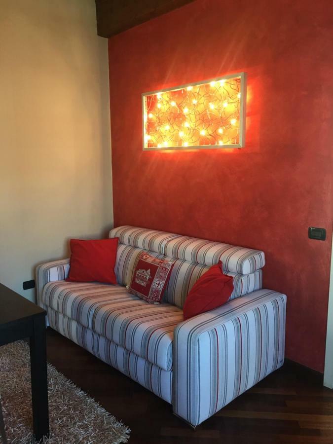 Feeling At Home - Varese Apartment المظهر الخارجي الصورة