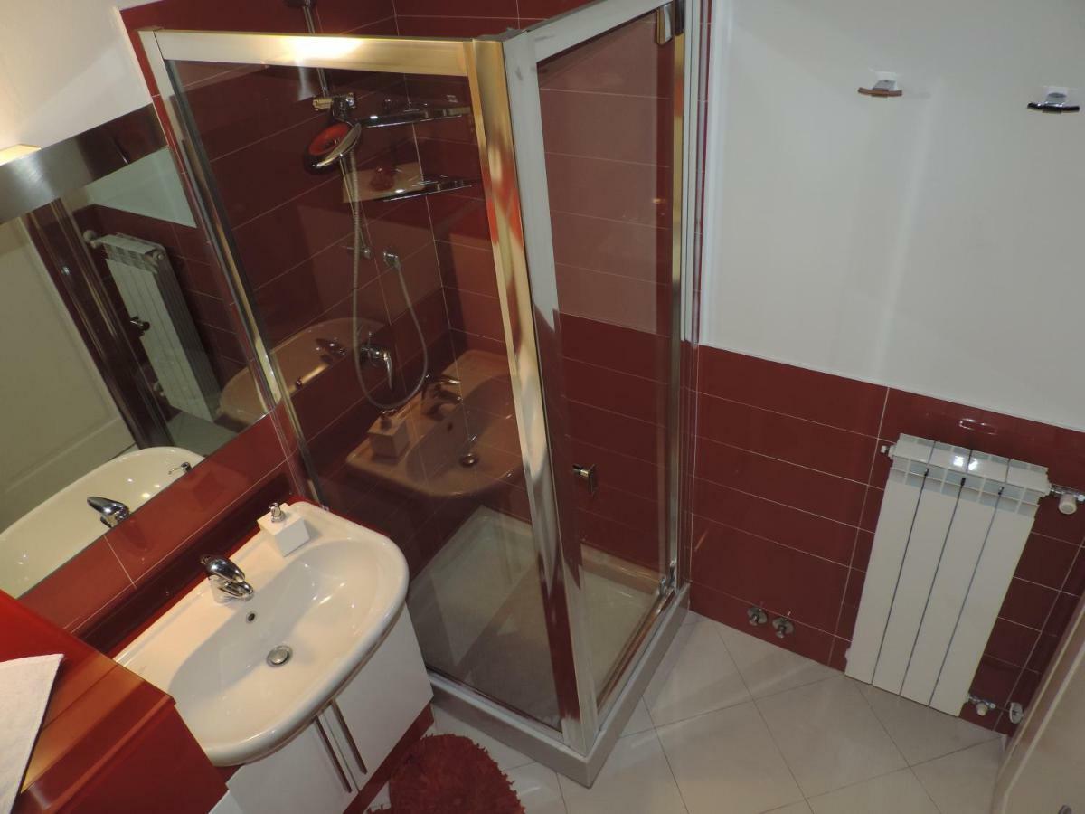Feeling At Home - Varese Apartment المظهر الخارجي الصورة